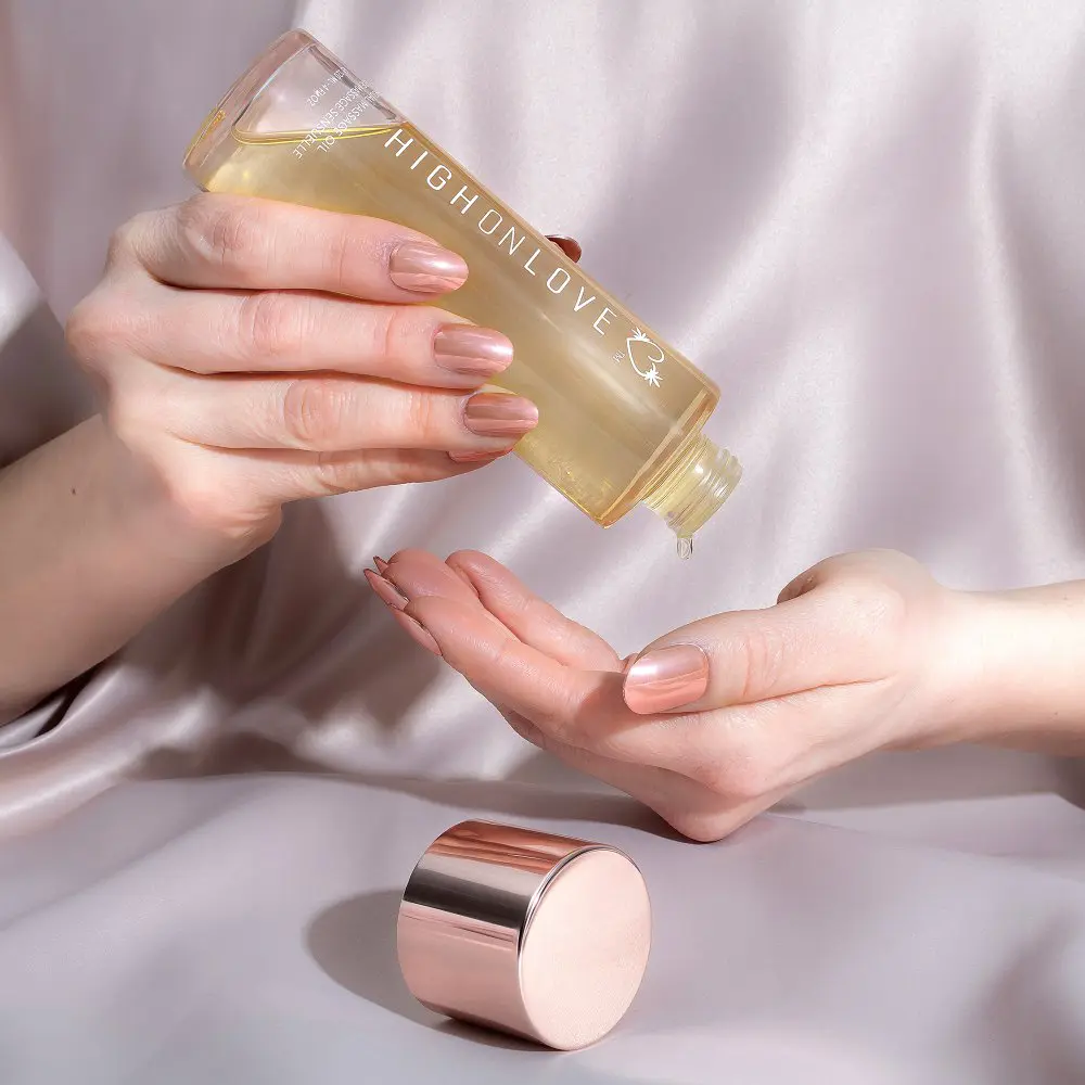 Sensual Massage Oil - Strawberries & Champagne